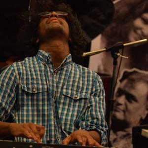 Meet your Posher, Kavyesh